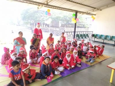 Shiny stars of Nav krishna Valley school Abhyaas???????? participated enthusiastically in Christmas event????????????????,children were so happy ????to see Santa They were excited  to know about jesus christ birthday. Many children became Santa as it was very excited day for them.children had lots of fun.