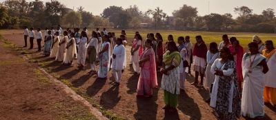 Maharashtra day celebration in Nav Krishna Valley School 