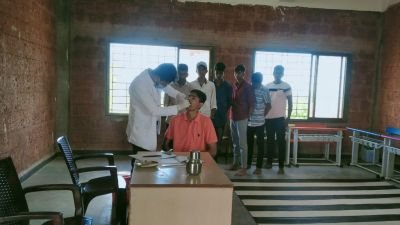 Dental Check up During Swachata Saptah by Dr. Shubham Khavare(Uttur)
