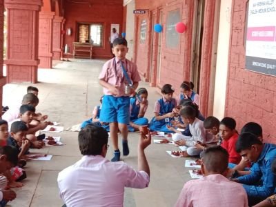 उत्तर स्कूलमध्ये बैलपोळा निमित्त मातीच्या बैलाचे प्रशिक्षण