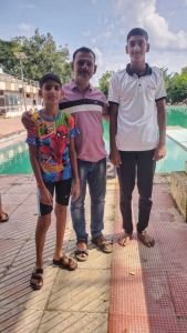 सांगली जिल्हा क्रीडा अधिकारी कार्यालय मार्फत घेण्यात आलेल्या सांगली जिल्हास्तरीय जलतरण स्पर्धा उत्साहात पार पडल्या यामध्ये नव कृष्णा व्हॅली स्कूल इंग्रजी माध्यमाच्या विद्यार्थ्यांनी घवघवीत यश संपादन केले त्याबद्दल त्या विद्यार्थ्यांचे हार्दिक अभिनंदन