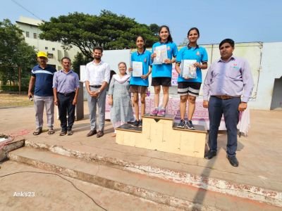 Annual Sports Meet Organized by Nav Krishna Valley School (English Medium)

Kupwad Representative - Under the auspices of the Suraj Foundation Group of Nav Krishna Valley School and Junior College, the Annual Sports Meet is being organized from the 7th to the 10th of November, 2024. The event was inaugurated by Mr. Paras Patil, Assistant Sports Officer from the Sangli District Sports Office and recipient of the Shiv Chhatrapati Award.
