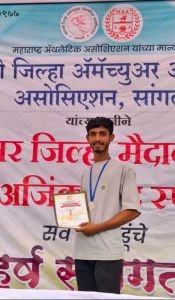 नव कृष्णा व्हॅली गुरुकुल मधील विद्यार्थी कुमार मितेश प्रवीण शेटे. याची राज्यस्तरीय ॲथलेटिक्स स्पर्धेकरिता निवड झाली असून त्याचे खूप खूप अभिनंदन