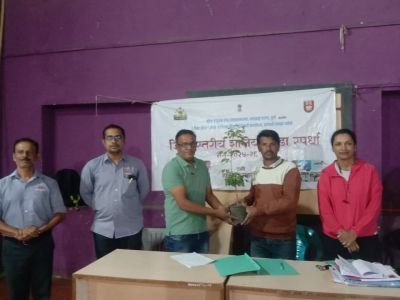 दिनांक 23 सप्टेंबर 2025 रोजी सांगली जिल्हा क्रीडा अधिकारी कार्यालय यांच्या मान्यतेने नव कृष्णा व्हॅली स्कूल येथे जिल्हास्तरीय शालेय टेबल टेनिस स्पर्धेचे आयोजन करण्यात आले होते या स्पर्धेचे उद्घाटन माननीय राजेंद्र पाचोरे आयटी इनचार्ज सुरज फाउंडेशन यांचे हस्ते करण्यात आले याप्रसंगी सांगली जिल्ह्यातील जवळजवळ 150 खेळाडूंनी सहभाग नोंदवला असून टेबल टेनिस स्पर्धा  उत्साहात संपन्न झाल्या.