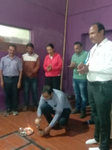 दिनांक 23 सप्टेंबर 2025 रोजी सांगली जिल्हा क्रीडा अधिकारी कार्यालय यांच्या मान्यतेने नव कृष्णा व्हॅली स्कूल येथे जिल्हास्तरीय शालेय टेबल टेनिस स्पर्धेचे आयोजन करण्यात आले होते या स्पर्धेचे उद्घाटन माननीय राजेंद्र पाचोरे आयटी इनचार्ज सुरज फाउंडेशन यांचे हस्ते करण्यात आले याप्रसंगी सांगली जिल्ह्यातील जवळजवळ 150 खेळाडूंनी सहभाग नोंदवला असून टेबल टेनिस स्पर्धा  उत्साहात संपन्न झाल्या.