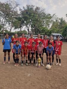 सीजन फुटबॉल क्लब आयोजित 17 वर्षा खालील मुलींच्या फुटबॉल स्पर्धा आज सांगली येथे पार पडल्या. या स्पर्धेत आपल्या नव कृष्णा व्हॅली ( इंग्रजी माध्यम ) चे 3 खेळाडू आदिती काळेल, रुचीका काळेल आणि आराध्या व्हनमाने यांनी आयोजक संघाचे प्रतिनिधित्व करत संघासाठी उत्कृष्ट कामगिरी केली व द्वितीय स्थान प्राप्त केले. 