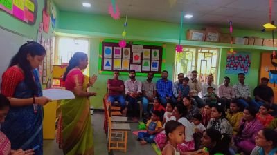 Today Parents Orientation Program was organised by Abhyaas Kupwad.
Total _ 51 parents were present for POP, uniform & books kit were distributed who had paid full fees in one time & few parents purchased uniforms who had paid only 1st installment, Kreedo Trainer Ms.Ashwini Patil gave all details regarding Kreedo system & academics