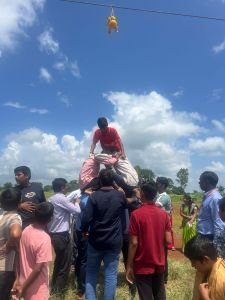 Dahi Handi uttur students celebrated